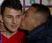 Pompiliu Stoica, felicitându-l pe Ianis Stoica în 2017, după debutul la FCSB