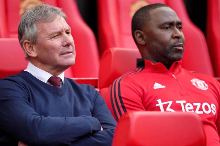 Bryan Robson și Andy Cole, două din legendele Manchester United cu salarii diminuate // Foto: Imago
