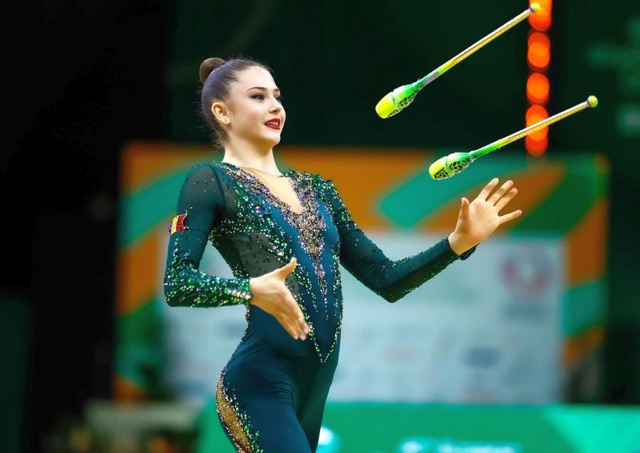 Christina Drăgan / Sursă foto: Imago Images „«Ești tâmpită!», apoi dădea cu bățul în cap!” » GSP publică 5 mărturii ȘOCANTE din lotul olimpic de gimnastică ritmică! Traume, abuzuri, acuze GRAVE la adresa președintei Irina Deleanu și a antrenoarei Maria Gîrbă: „M-a băgat în perete!”