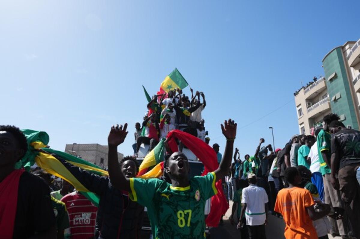 Imaginile bucuriei » Senegalezii au sărbătorit în stradă triumful de la Cupa Africii