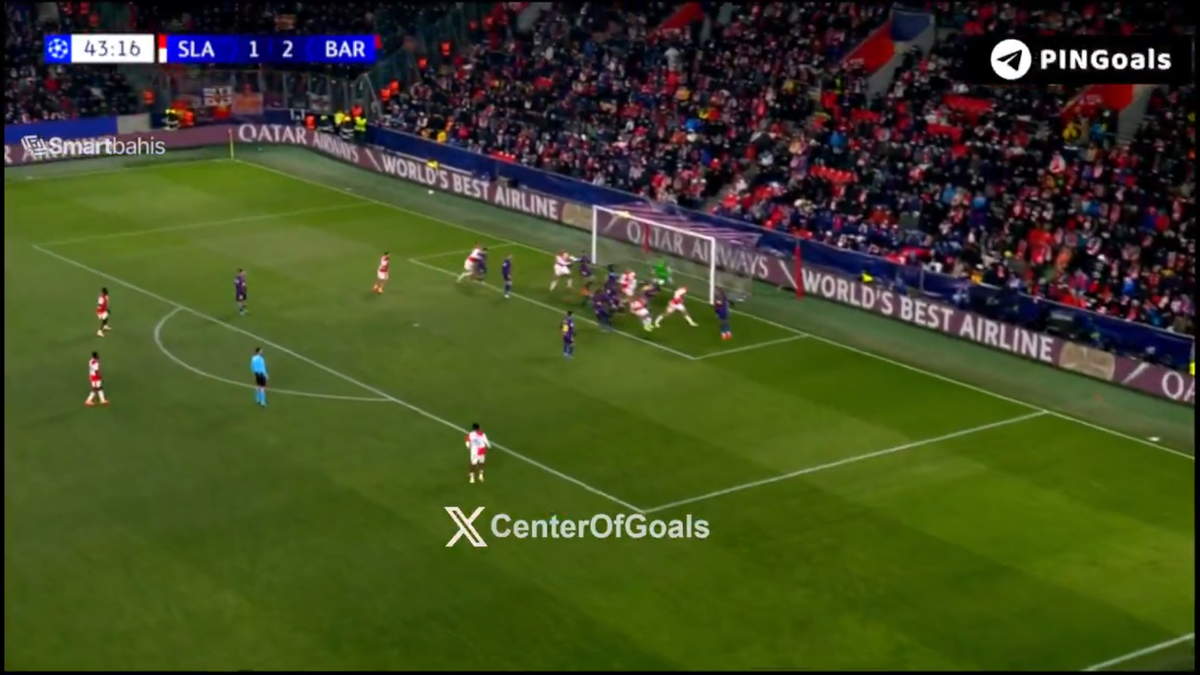Robert Lewandowski și-a dat autogol, iar Slavia Praga a râs de el