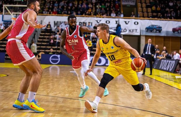 UCAM Murcia, echipa lui Emanuel Cățe, a obținut calificarea în „sferturile” FIBA Europe Cup