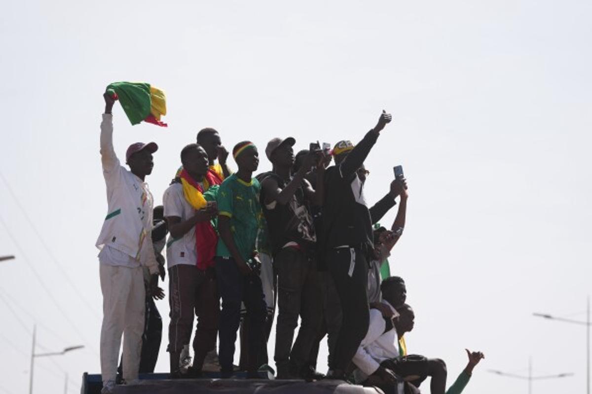 Imaginile bucuriei » Senegalezii au sărbătorit în stradă triumful de la Cupa Africii