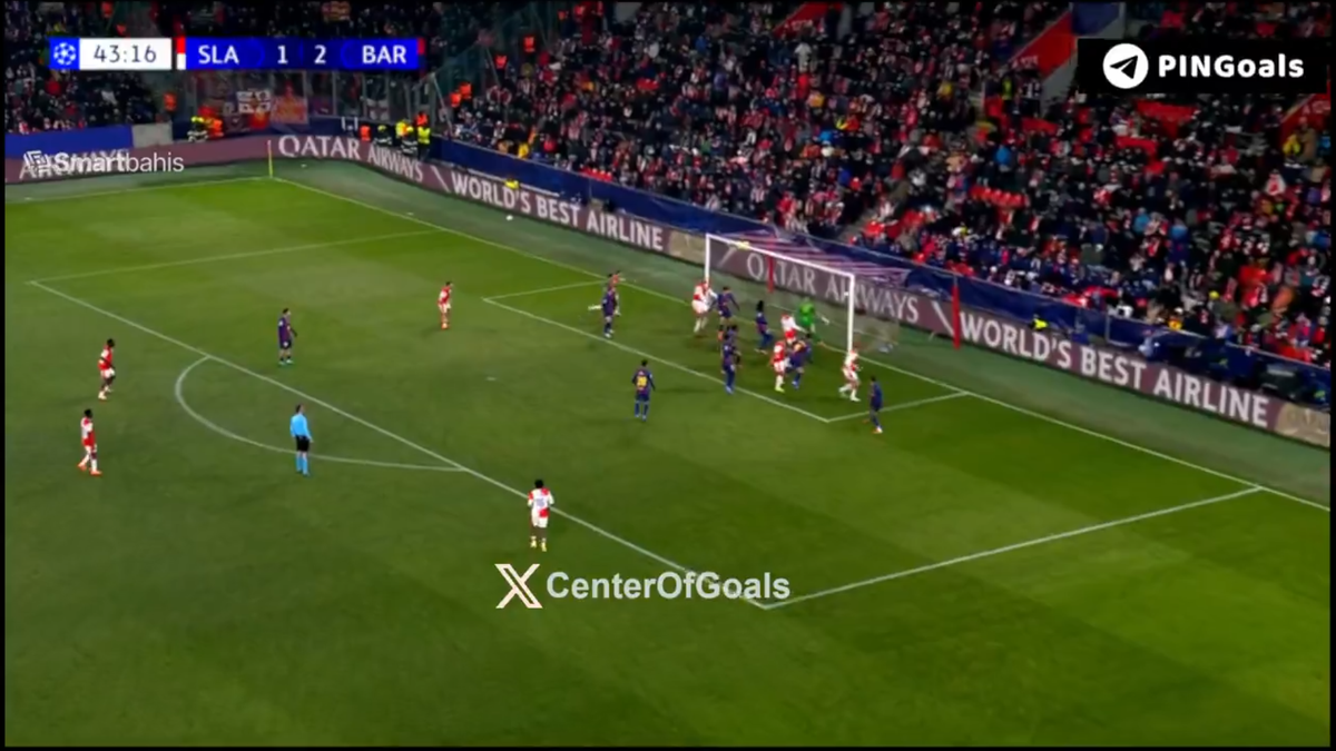 Robert Lewandowski și-a dat autogol, iar Slavia Praga a râs de el