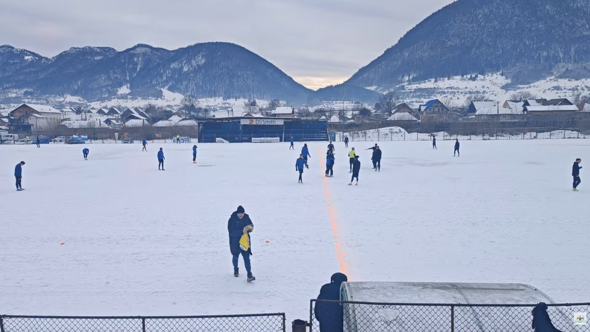 Amical Olimpic Zărnești - CSM Vaslui / Foto: capturi de ecran