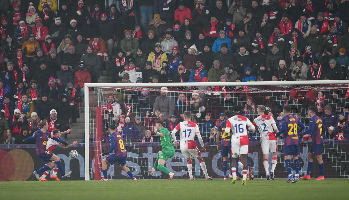 Meci de poveste la Praga! Barcelona se impune după un thriller cu Slavia » Catalanii rămân în lupta pentru primele 8 locuri