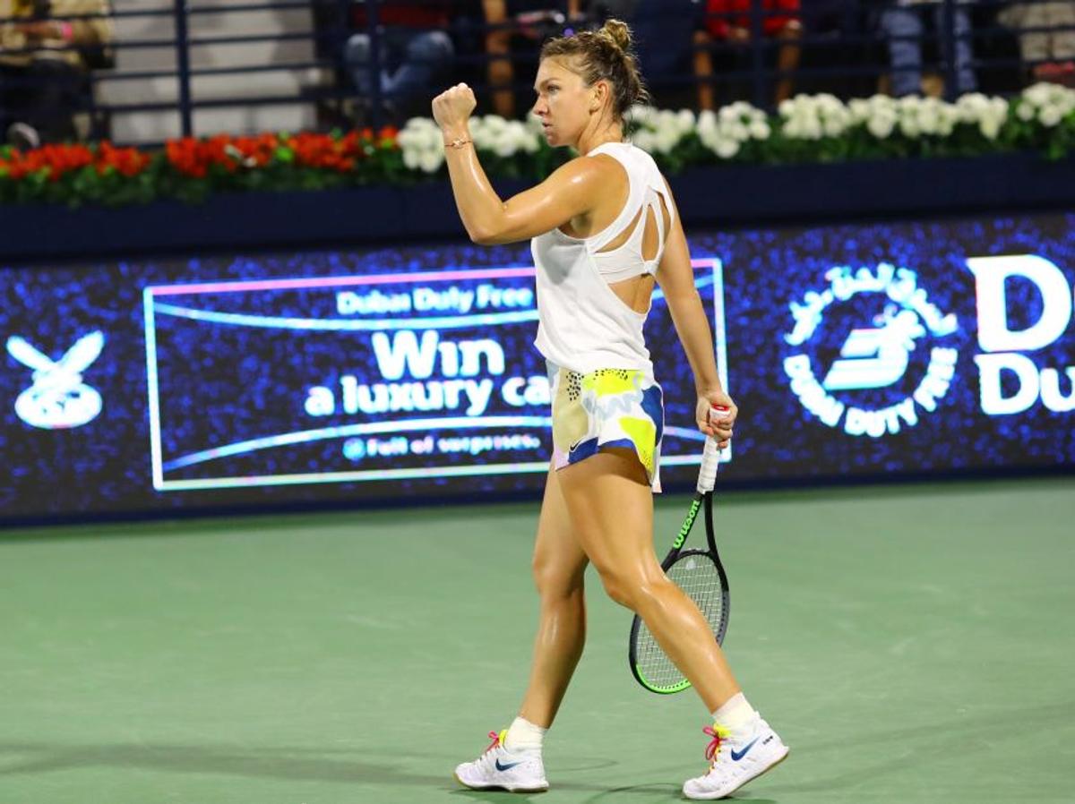 SIMONA HALEP - JENNIFER BRADY 6-2, 6-0 // VIDEO + FOTO Victorie-fulger pentru Halep » Simona nu i-a dat nicio șansă lui Brady și s-a calificat în finală la Dubai! Pe cine va înfrunta pentru trofeu