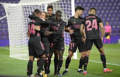 VIDEO + FOTO Real Madrid pune presiune pe rivala Atletico! Cum arată lupta la titlu în La Liga după victoria echipei lui Zidane