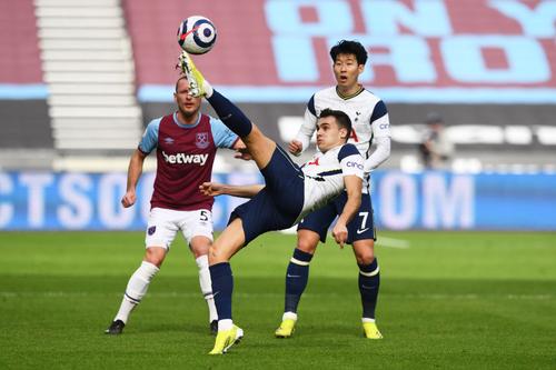 Tottenham a fost învinsă de West Ham, scor 1-2, în runda cu numărul 25 din Premier League. Fundașul stânga Sergio Reguilon (24 de ani) a avut o ieșire nervoasă la adresa arbitrului Craig Pawson.