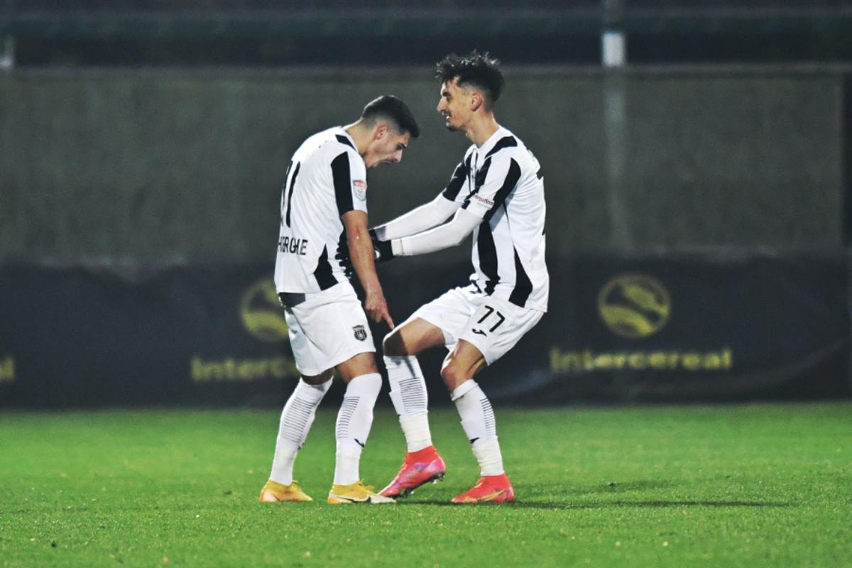 Gură de oxigen pentru Dinamo și cluburile cu datorii! Decizia de ultimă oră anunțată de Răzvan Burleanu