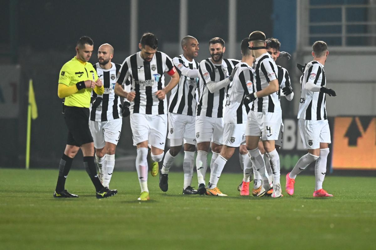 Gură de oxigen pentru Dinamo și cluburile cu datorii! Decizia de ultimă oră anunțată de Răzvan Burleanu