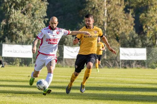 Moura (stânga) are gânduri mari cu Dinamo, unde revine după doi ani: 