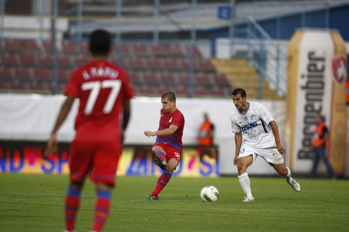 Un fotbalist cu peste 250 de meciuri în Liga 1 povestește două episoade uluitoare : „Aveam o piatră la rinichi de 1,6 cm, dar doctorii spuneau că mă doare spatele de la bătrânețe”