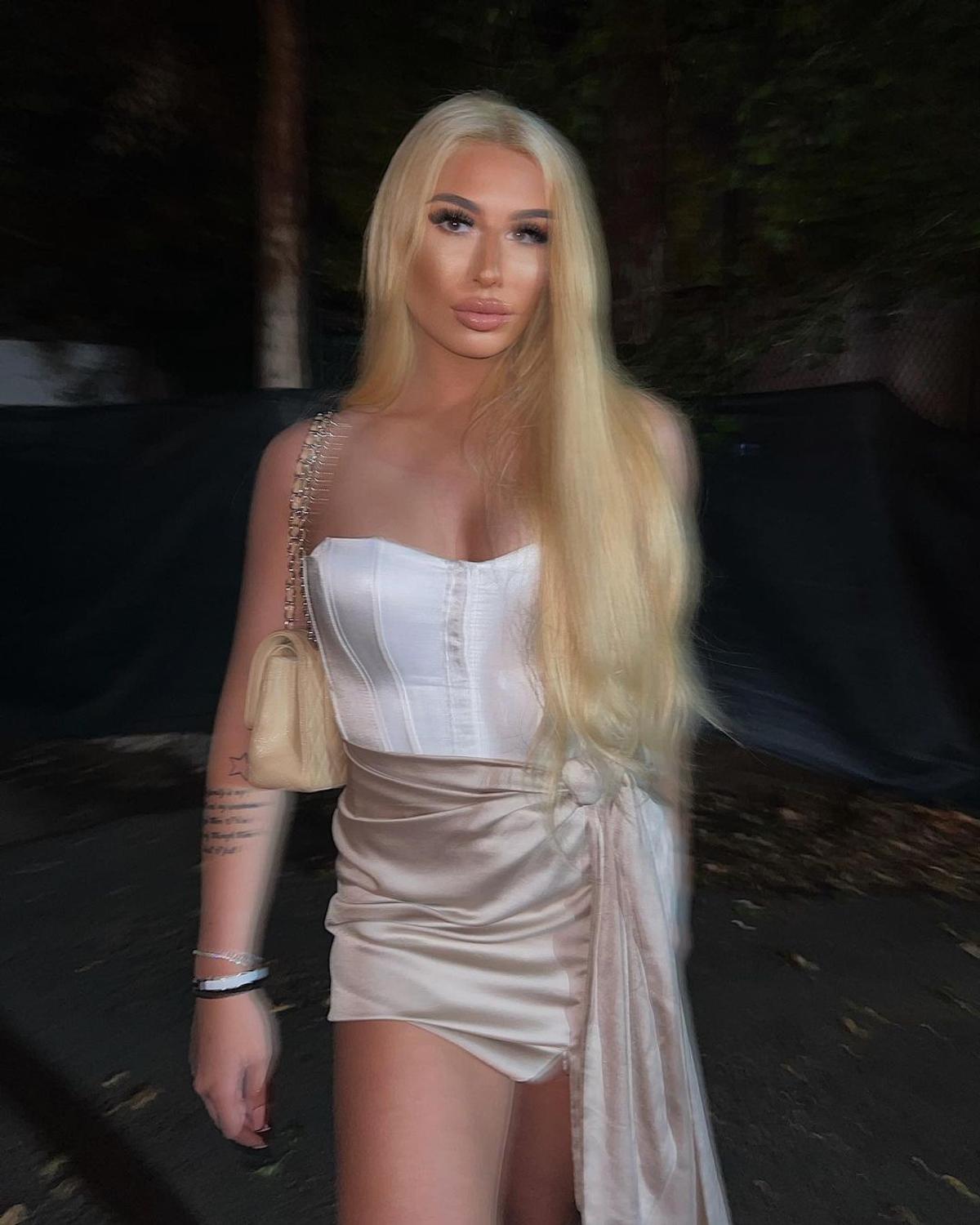 FOTO Sarah Dumitrescu, fiică Anamaria Prodan
