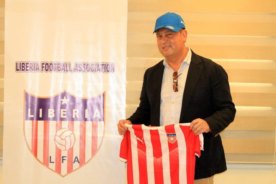 Mario Marinică, noul selecționer al naționalei Liberiei, foto: facebook Liberia Football Association Încă un român a devenit selecționer: „Filozofia mea este să câștig”
