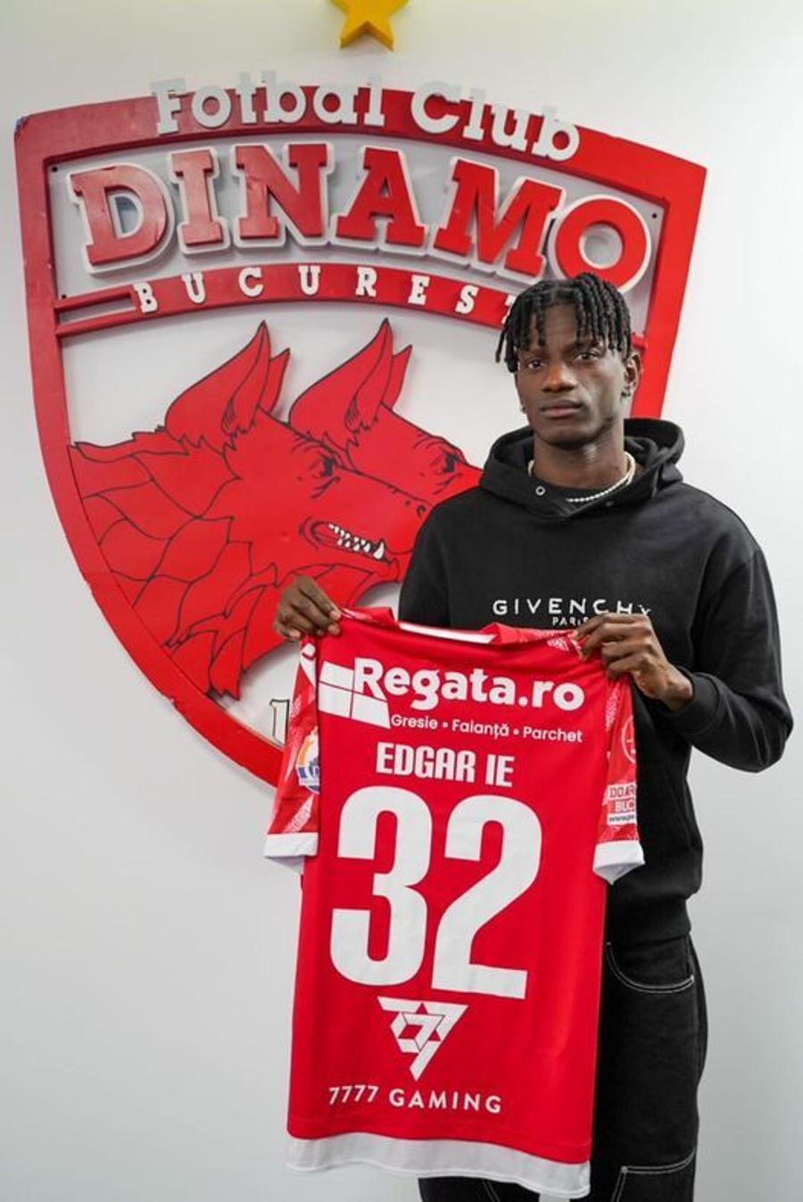 Edgar Ié, înregistrat de Dinamo la LPF, foto: facebook Dinamo București Ultimul transfer de la Dinamo, gata de debut » Ce număr va purta Edgar Ié