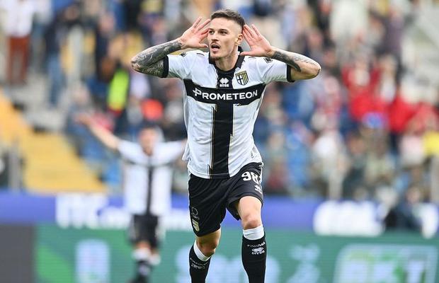 Italienii au remarcat la Dennis Man: „Pentru prima dată de când a ajuns la Parma”