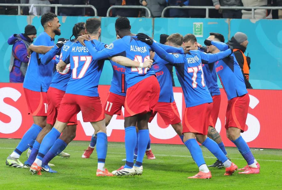 FCSB, peste PSG, Manchester City și Bayern! » Este în top 10 din Europa: cum stă Lyon
