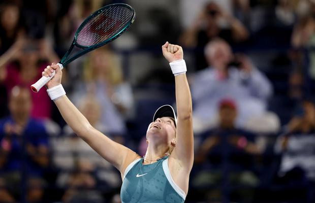 Tenisul feminin chiar are un nou superstar în 2025! După Swiatek, a bătut-o și pe Rybakina și e în finală la Dubai