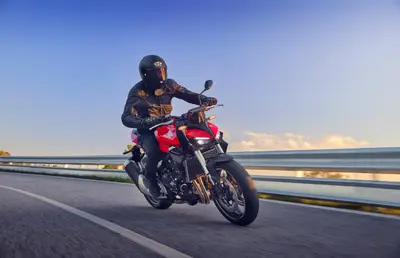 Honda a lansat cel mai puternic Hornet al său de până acum