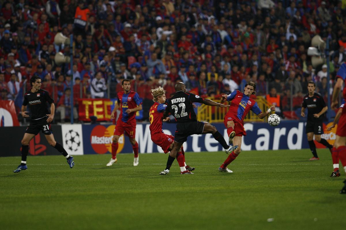 Imagini de arhivă de la duelurile dintre FCSB și Lyon