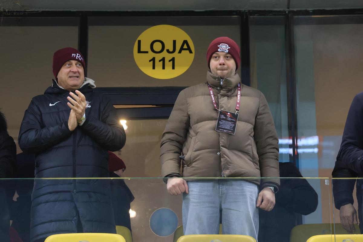 Ce s-a întâmplat pe gazon, dar mai ales în lojă, imediat după Rapid - Dinamo: „Aduceți penele!”