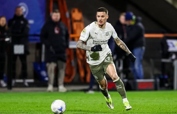 A rupt plasele și a venit și premiul: Dennis Man, jucătorul lunii în Eredivisie: „Cred că voi continua așa”