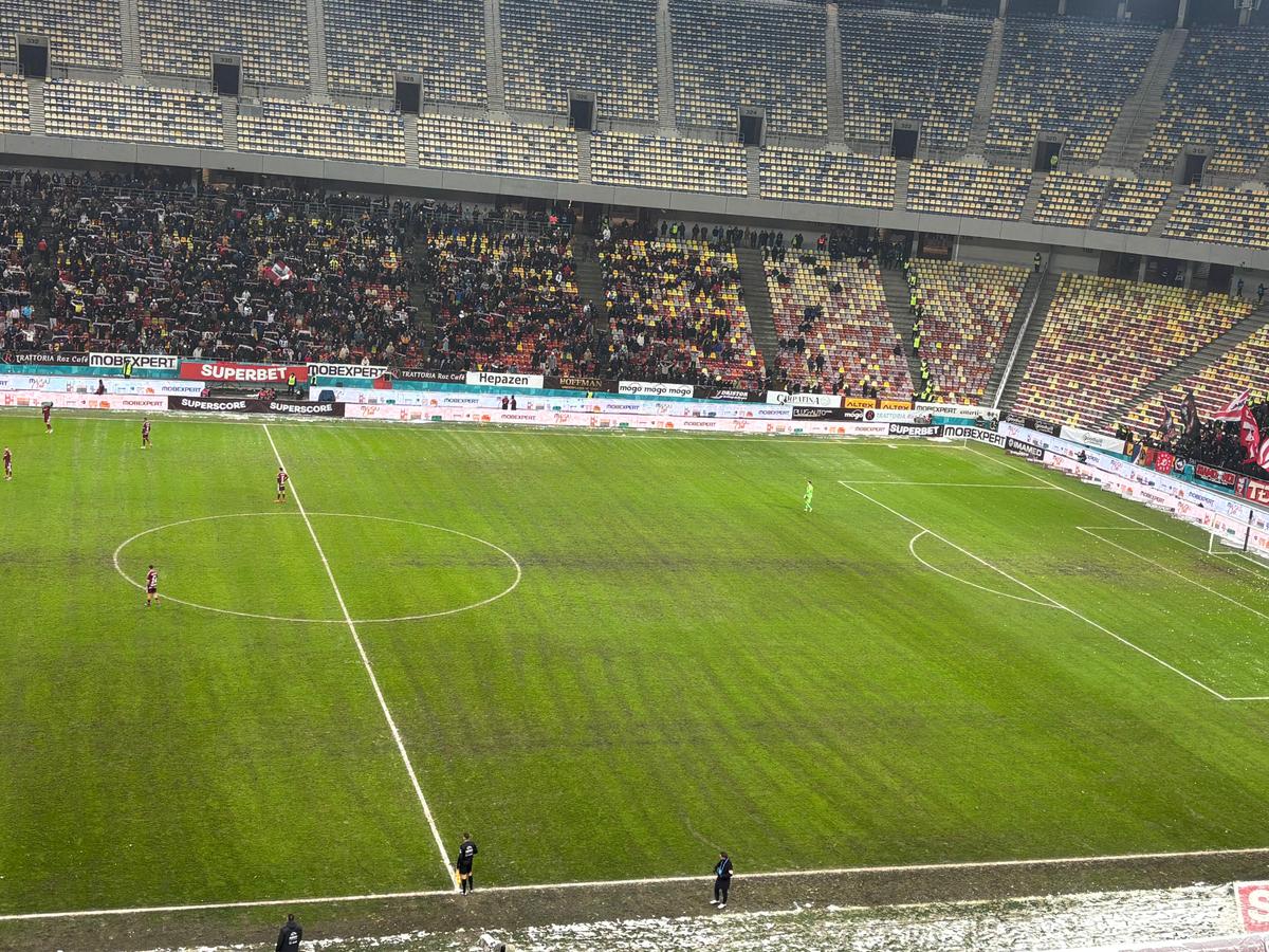 Gazonul pe Arena Națională, după Rapid - Dinamo