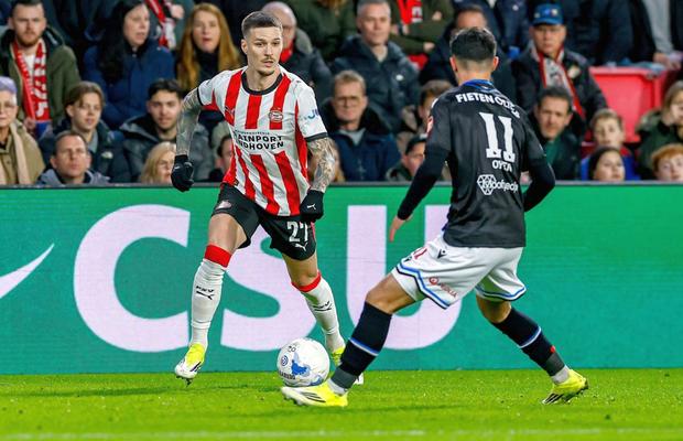 Răsturnare de scor în PSV - Heerenveen! Cum s-a mișcat Dennis Man