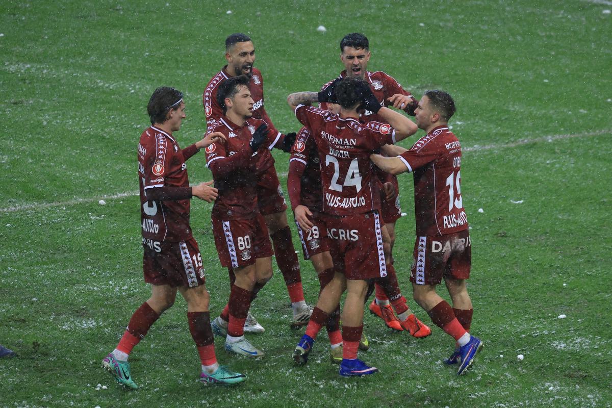 Rapid - Dinamo, imagini de meci de Ionuț Iordache și Cristi Preda (GSP.ro)