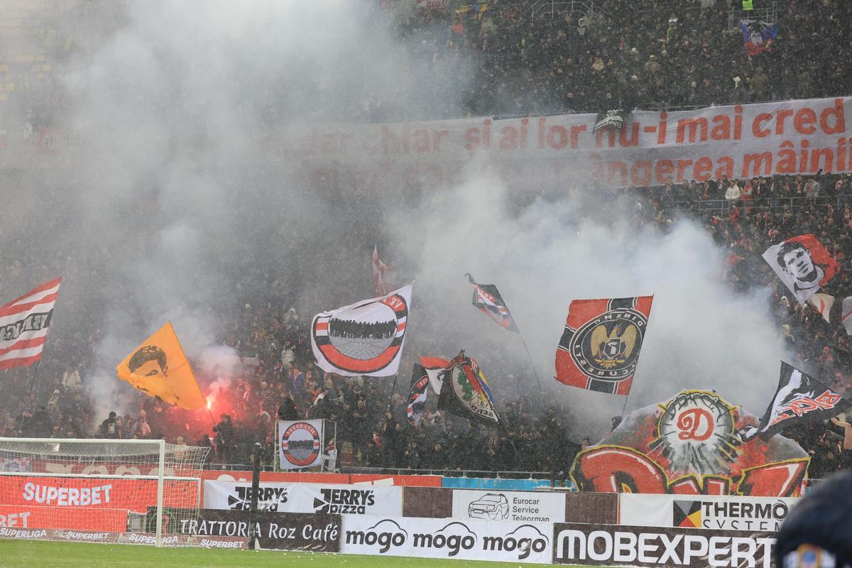 Faza despre care se va vorbi după Rapid - Dinamo! Pentru ce a fost anulat golul lui Soro » Verdictul lui Adrian Porumboiu