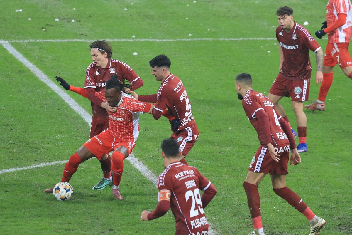 Rapid - Dinamo, imagini de meci de Ionuț Iordache și Cristi Preda (GSP.ro)
