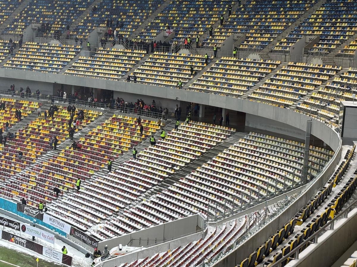 Arena Națională, cu două ore înainte de Rapid - Dinamo, etapa 28 + lojile celor două echipe