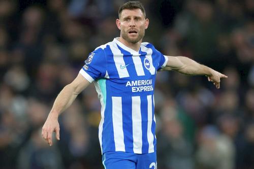 James Milner a devenit jucătorul cu cele mai multe meciuri în Premier League / Foto: Imago Images