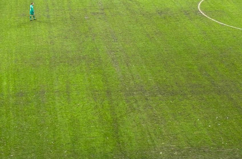 Gazonul de pe Arena Națională, la finalul derby-ului Rapid - Dinamo