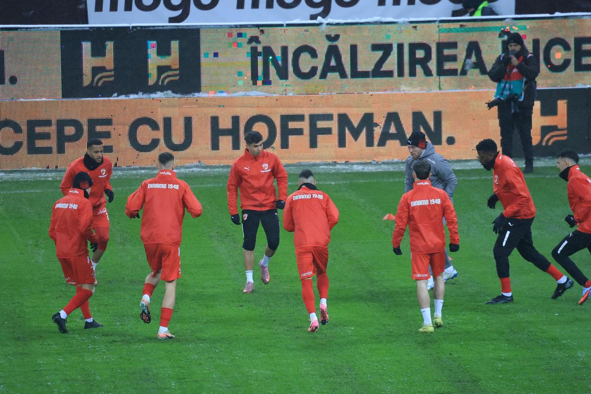 Imagini de la încălzire înainte de Rapid - Dinamo, 21.02.2026