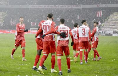 Faza despre care se va vorbi după Rapid - Dinamo! Pentru ce a fost anulat golul lui Soro » Verdictul lui Adrian Porumboiu