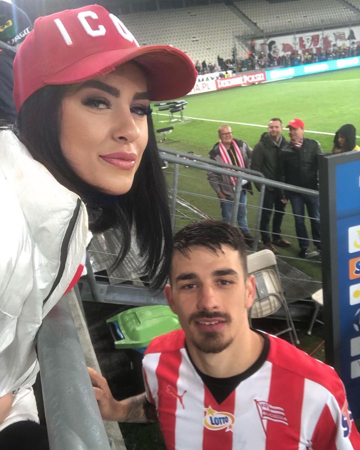 Soția fotbalistului din Superligă, dezvăluiri spectaculoase: „Mai rămâi o seară la mine, la Mureș, dacă dau 3 goluri?”