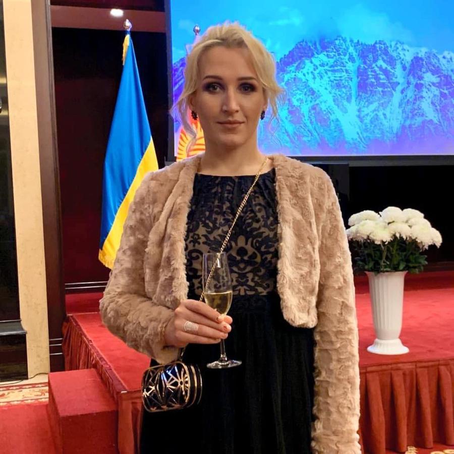 Handbalista din Ucraina încercată de război: divorțul, chinurile familiei rămase la Kiev și împăcarea cu sine: „În copilărie, tatăl meu vitreg îmi dădea mâncare de câini. Acum, îmi doresc să nu pățească nimic”