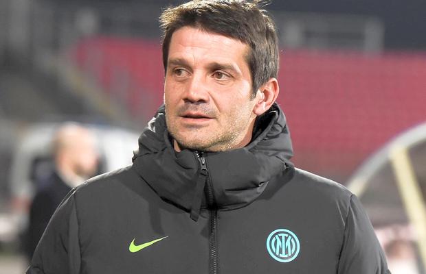 Face saltul la seniori? Italienii anunță echipa care-l vrea pe Cristi Chivu: transfer „la pachet”