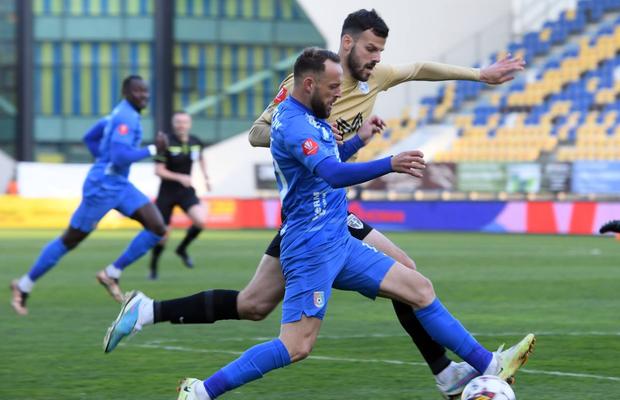 Continuă haosul la un club din Superligă! Jucătorii sunt neplătiți de 4 luni