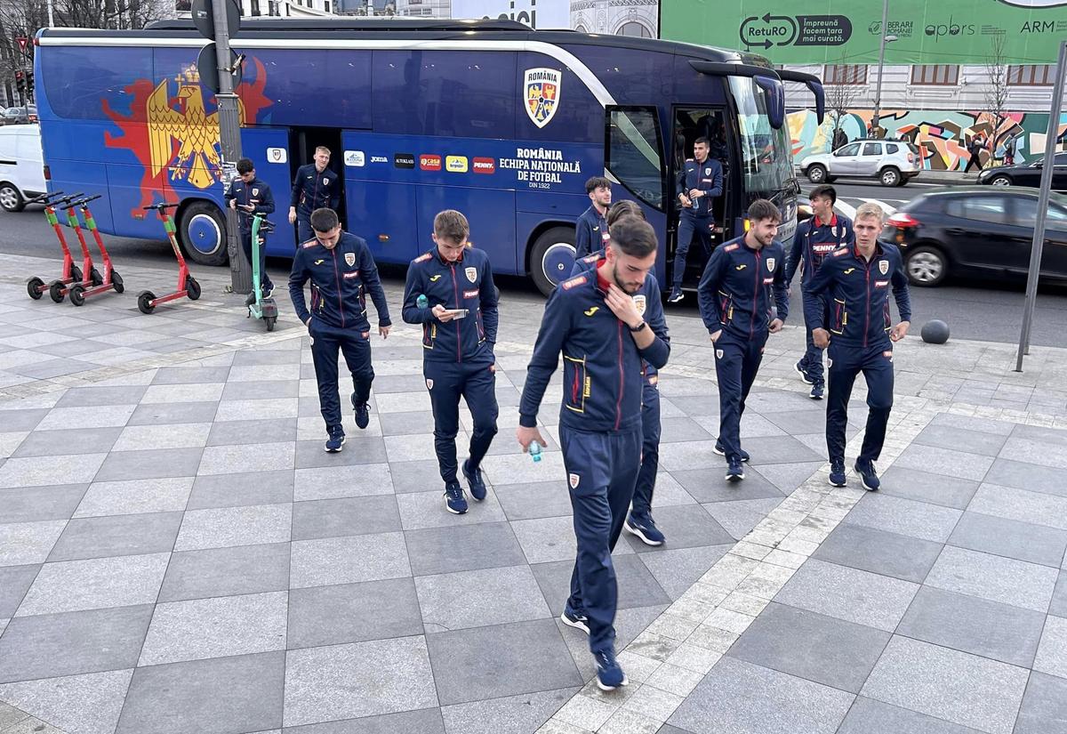 Daniel Pancu, la teatru alături de fotbaliștii naționalei de tineret