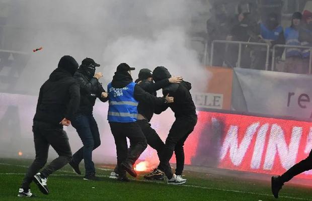 Liderul de galerie de la CSA Steaua, plasat în arest la domiciliu. Ce se întâmplă cu ceilalți ultrași audiați