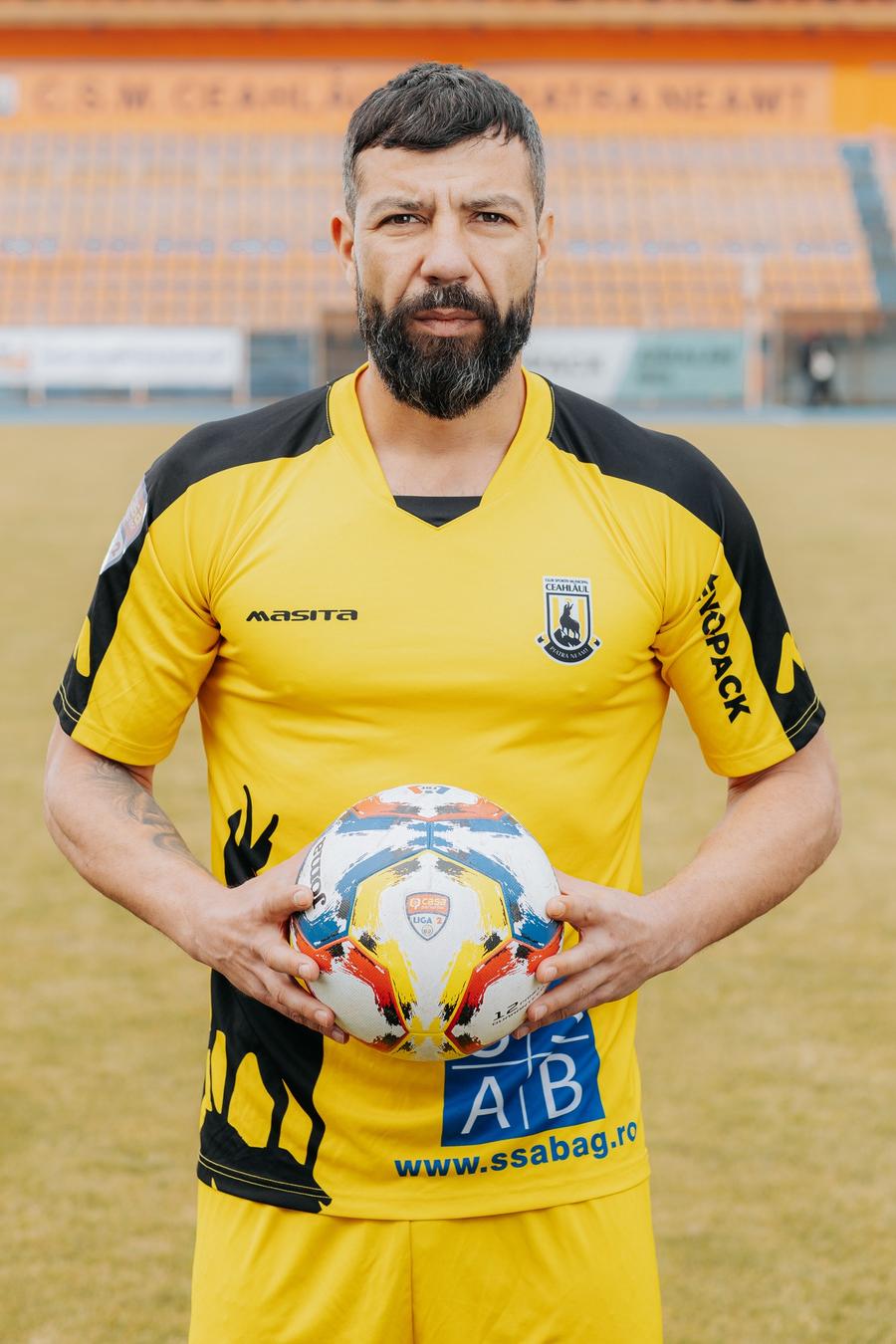 Marius Constantin, în tricoul Ceahlăului Marius Constantin, pus pe liber după doar 4 meciuri » Comunicatul inedit al clubului: „A plecat deja acasă!”