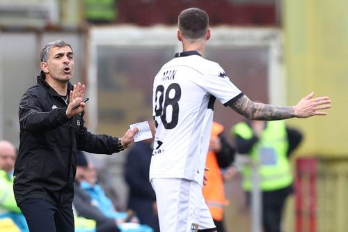Dennis Man și antrenorul Fabio Pecchia se înțeleg foarte bine la Parma / Foto: Imago