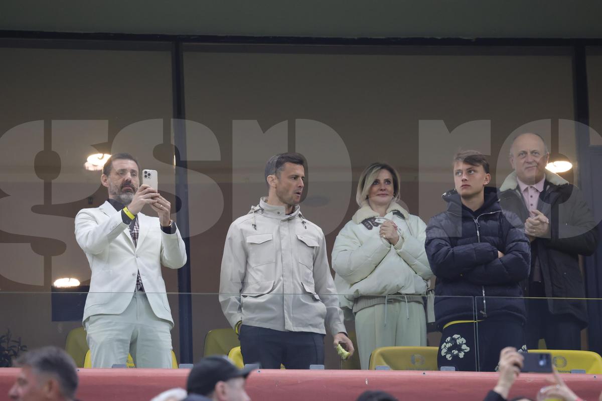 Imaginea serii pe Arena Națională » Rivalii din București, împreună la România - Bosnia