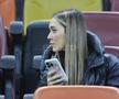 Artista Ronna Riva a fost prezentă la România – Bosnia-Herțegovina, meci din preliminariile pentru Campionatul Mondial din 2026. FOTO: Ionuț Iordache (GSP.RO)