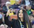 Prezentatoarea TV, Ramona Păun a fost prezentă la România – Bosnia-Herțegovina, meci din preliminariile pentru Campionatul Mondial din 2026. FOTO: Ionuț Iordache (GSP.RO)