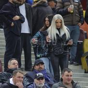 Avocata Laura Vicol a fost prezentă la România – Bosnia-Herțegovina, meci din preliminariile pentru Campionatul Mondial din 2026. FOTO: Ionuț Iordache (GSP.RO)