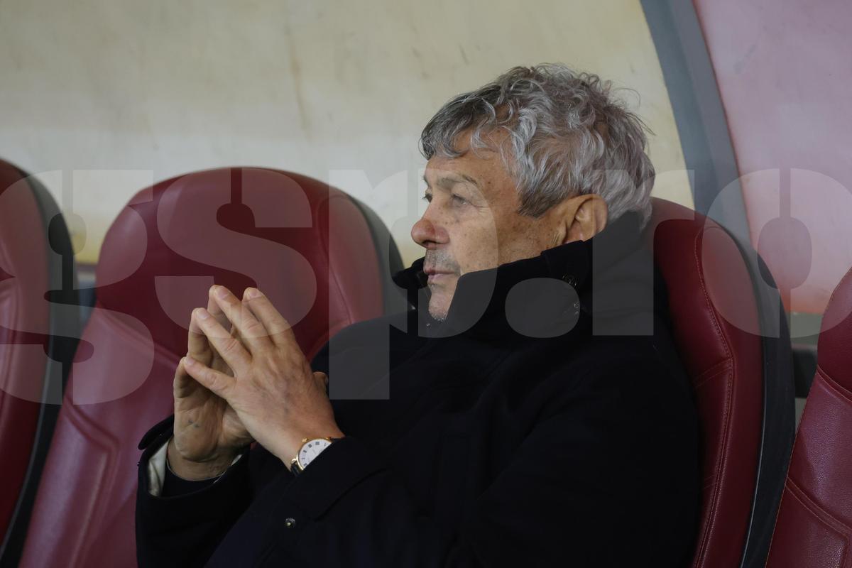Fără milă! Atac în plin la adresa lui Lucescu: „O ciorbă! Execrabil, bufa-bufa, ați mai pomenit așa ceva?”
